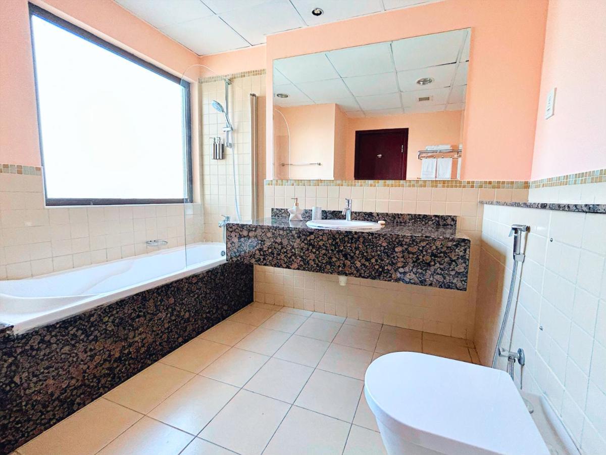 דובאי Jewellery Homes In Amwaj 4 With Direct Beach Access מראה חיצוני תמונה